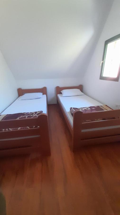 Katun Mokra Accommodation & Horseback Riding Podgorica Eksteriør bilde