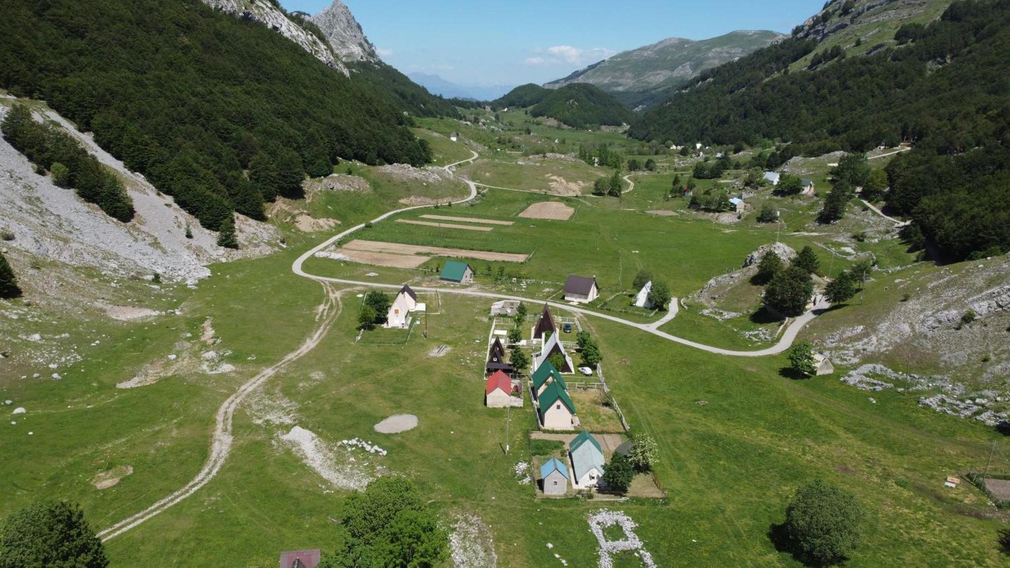 Katun Mokra Accommodation & Horseback Riding Podgorica Eksteriør bilde